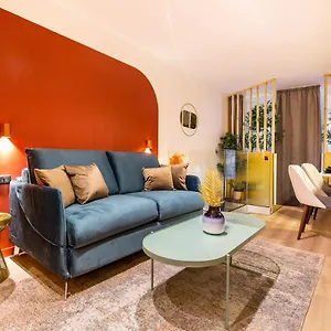  Appartement Cmg Jardin Du Luxembourg / Sulpice France